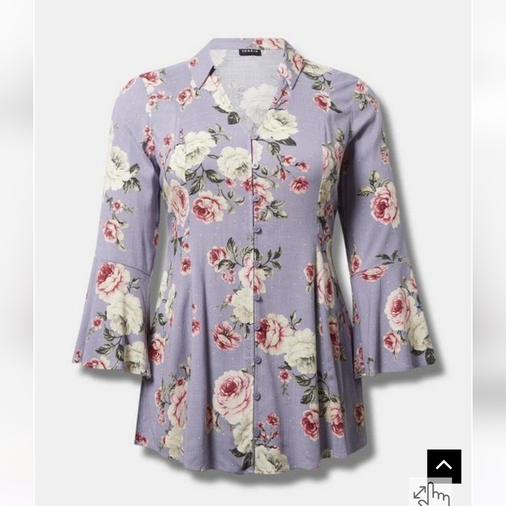 🆕️🪻1X LIGHT PURPLE FLORAL FIT N FLARE RAYON SLUB TOP 🪻